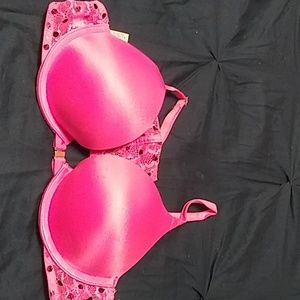 Pink pushup bra 34B
